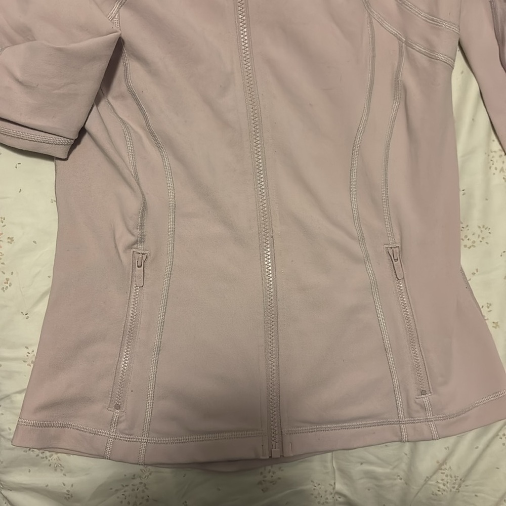 Lululemon Define Jacket - Picture 2 of 4